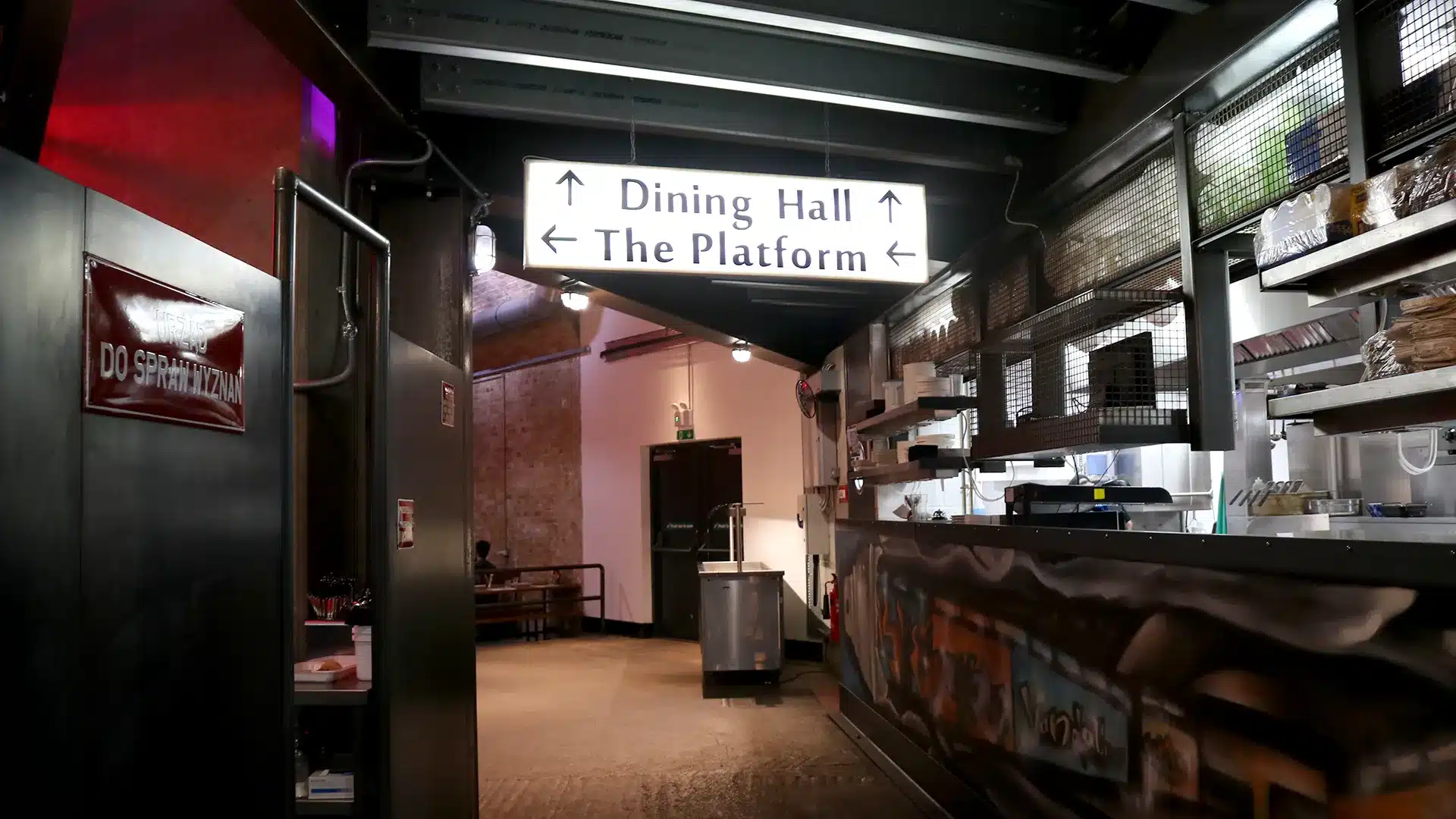 Mamuska-Dining-Hall-Platform